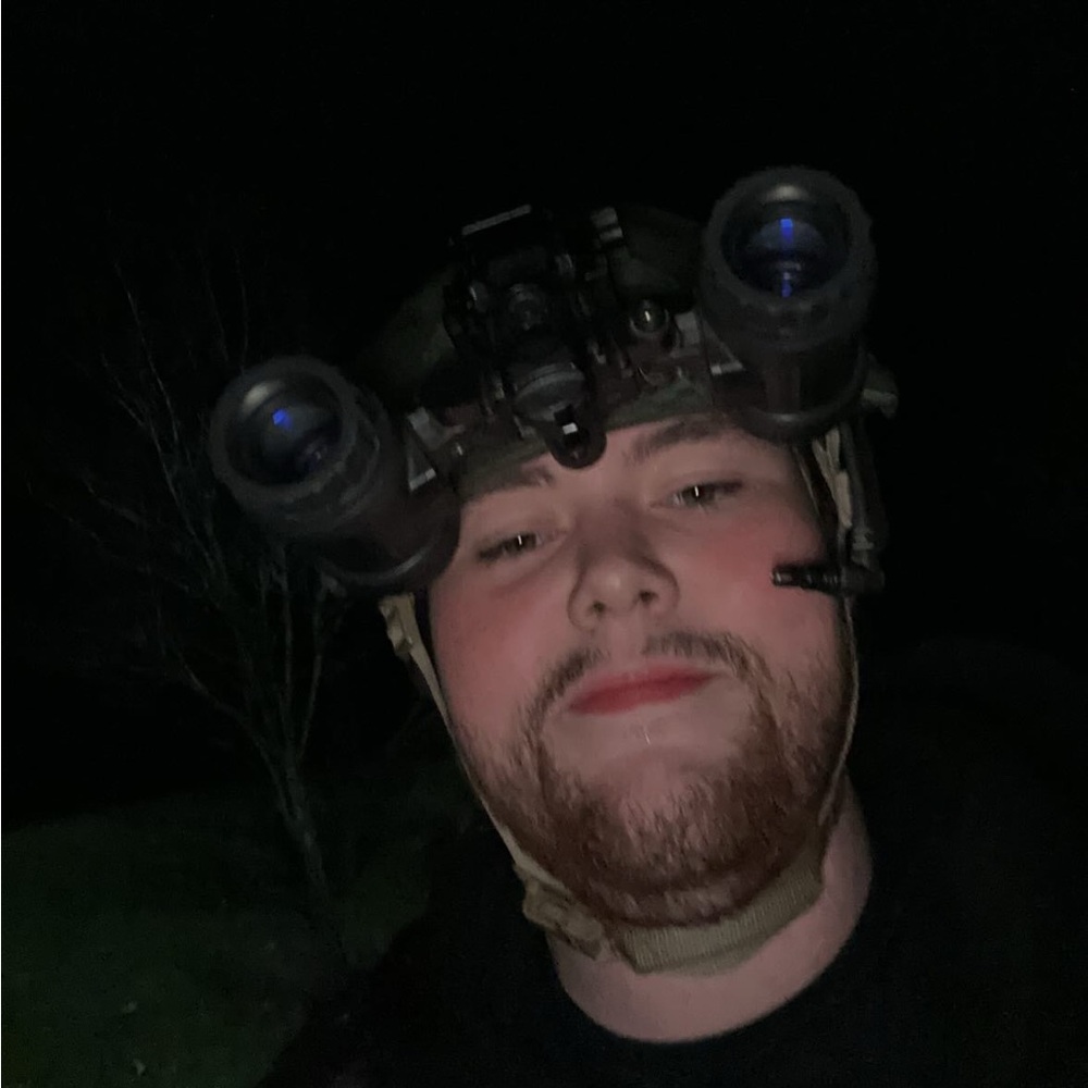 Meet your Posher, Dylan